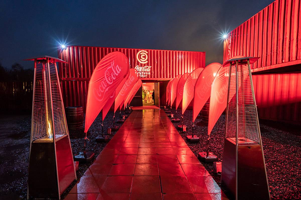 Referenz Coca Cola Eingangstore aus Containern